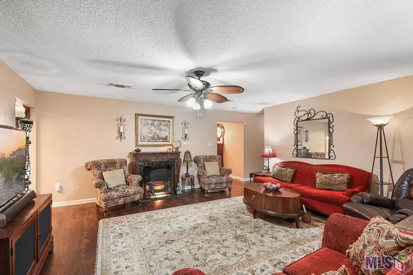 16336 WOODMERE AVE, Baton Rouge, LA 70819