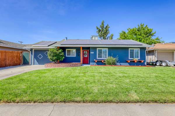 6413 Friday Cir, North Highlands, CA 95660