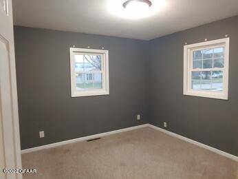 1611 S 15TH Street, Grand Forks, ND 58201