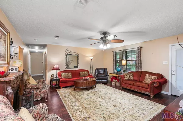 16336 WOODMERE AVE, Baton Rouge, LA 70819