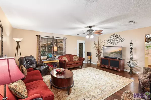 16336 WOODMERE AVE, Baton Rouge, LA 70819