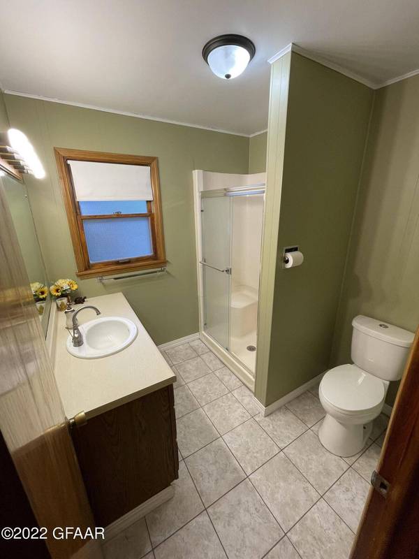 723 N DIVISION Street, Warren, MN 56762