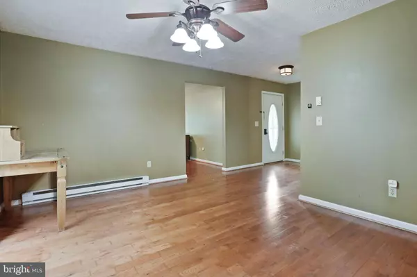 470 SALVATION RD, Martinsburg, WV 25405