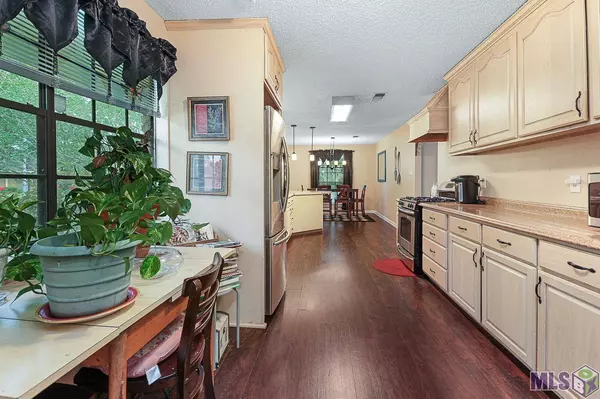 16336 WOODMERE AVE, Baton Rouge, LA 70819