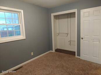 1611 S 15TH Street, Grand Forks, ND 58201