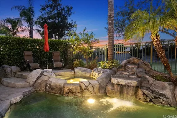 16 Golf Ridge DR, Rancho Santa Margarita, CA 92679