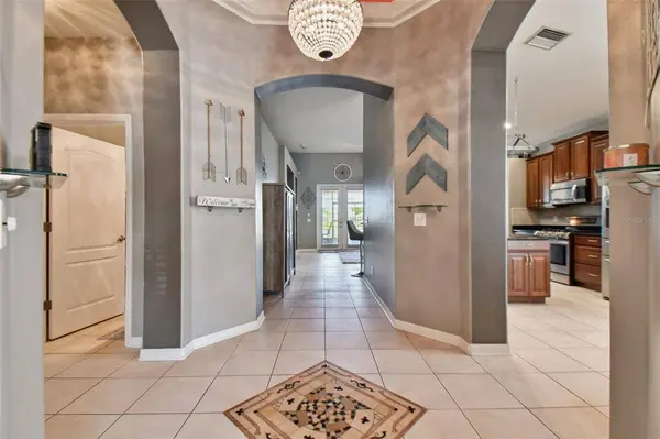 5230 CLOVER MIST DR, Apollo Beach, FL 33572