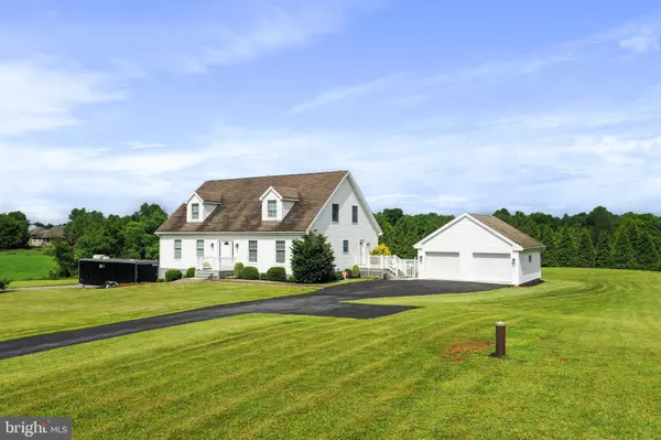 247 GRANNY APPLE WAY, Inwood, WV 25428