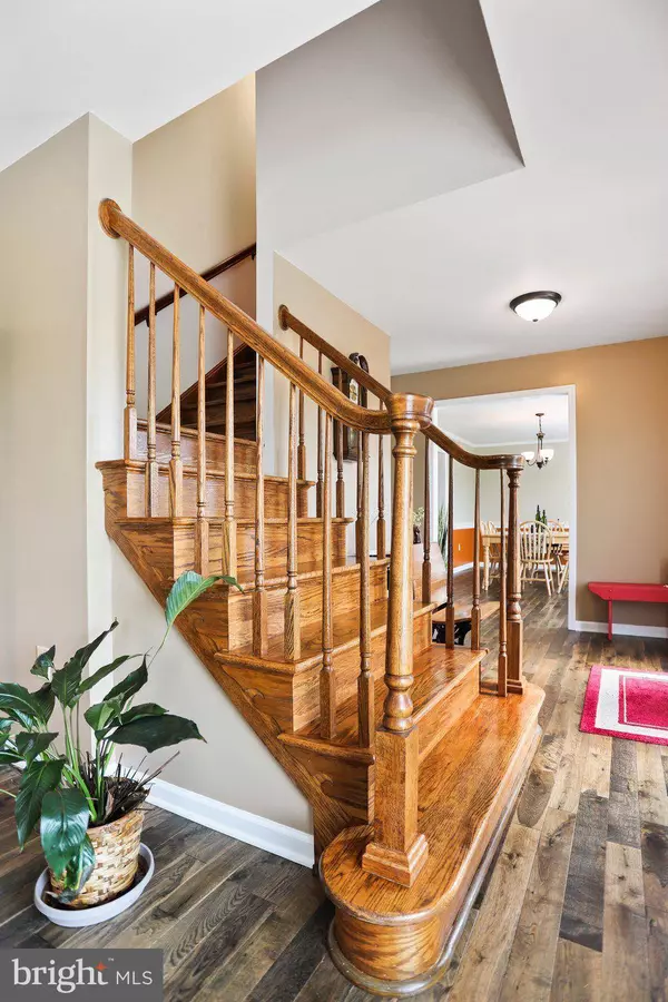 247 GRANNY APPLE WAY, Inwood, WV 25428