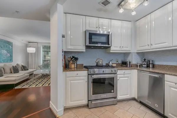 3 Avery St #509, Boston, MA 02111