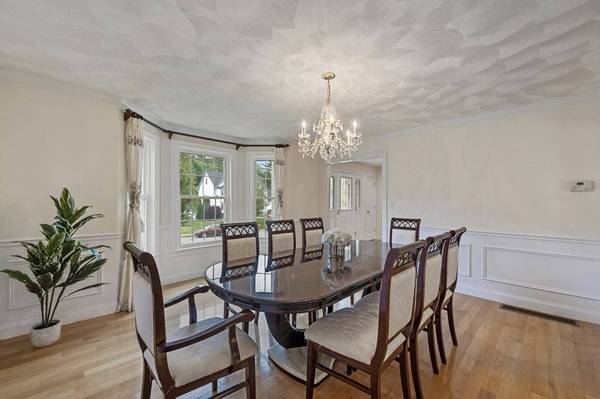 91 Prospect Hill Dr, Tewksbury, MA 01876