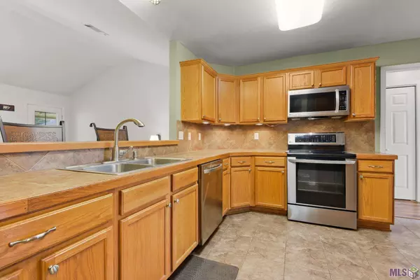 26589 PARKWOOD DR, Denham Springs, LA 70726