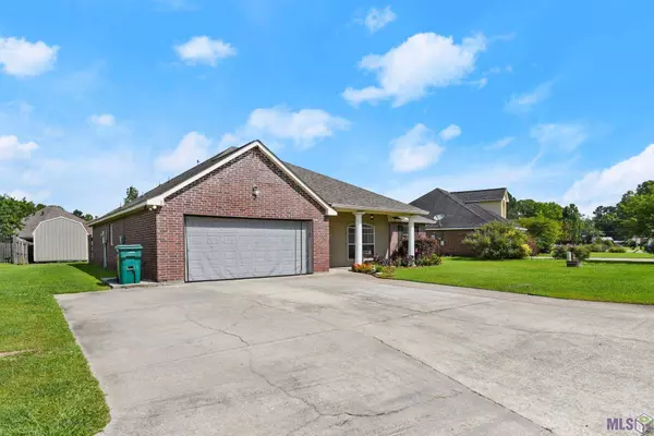 26589 PARKWOOD DR, Denham Springs, LA 70726