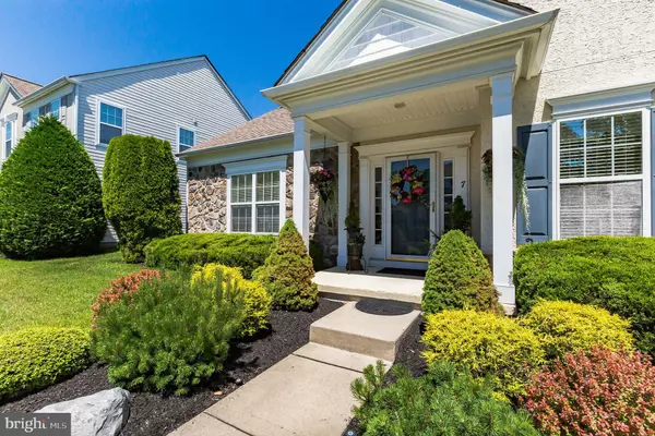 7 HOPKINS ST, Voorhees, NJ 08043