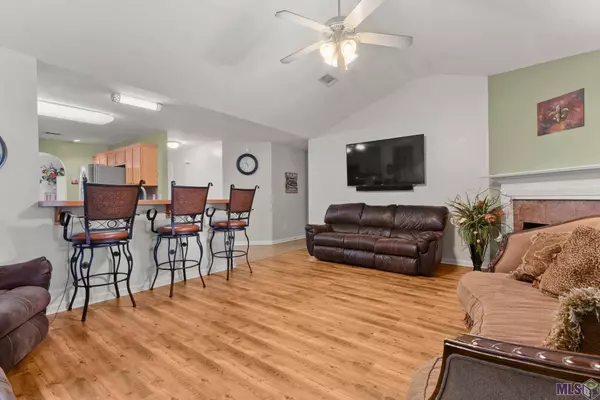 26589 PARKWOOD DR, Denham Springs, LA 70726