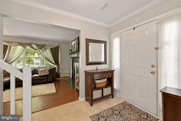 5103 ESSEX LN, Mount Laurel, NJ 08054