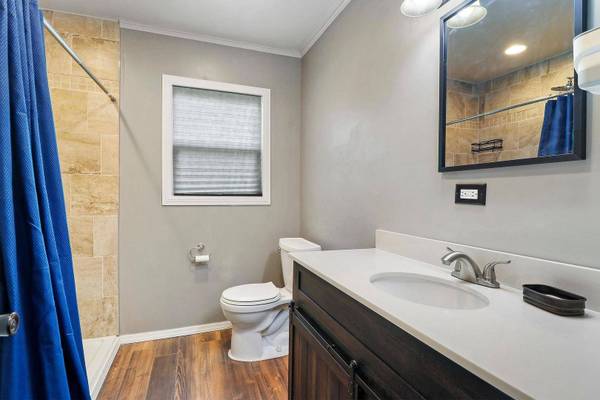 38207 N 3rd AVE, Spring Grove, IL 60081