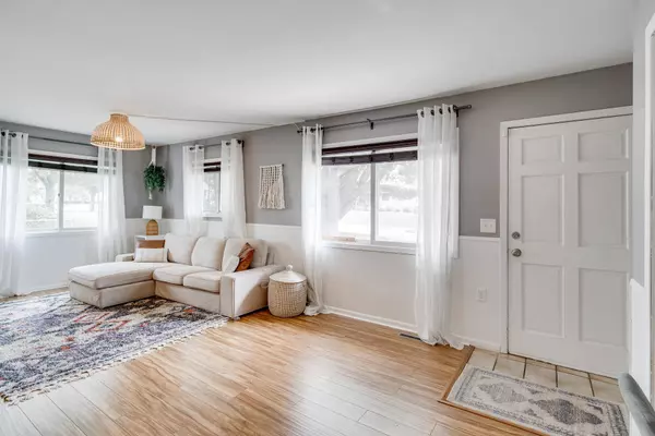 8530 15th AVE S, Bloomington, MN 55425