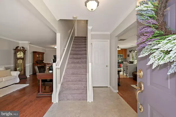 5103 ESSEX LN, Mount Laurel, NJ 08054