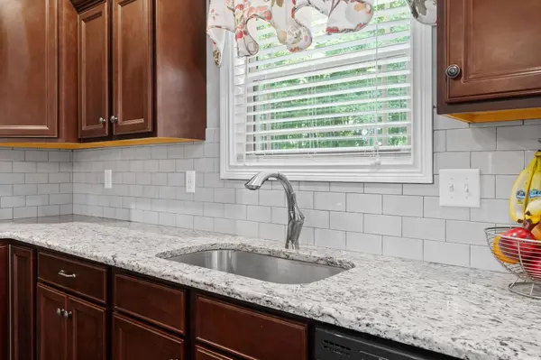 344 Abeline Dr, Clarksville, TN 37043