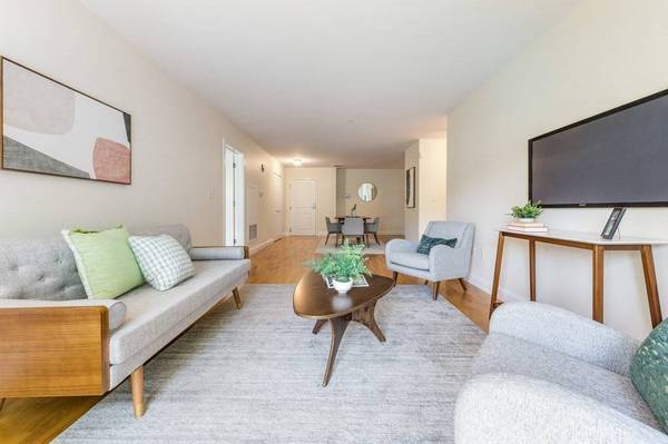 318 Rindge Avenue #112, Cambridge, MA 02140