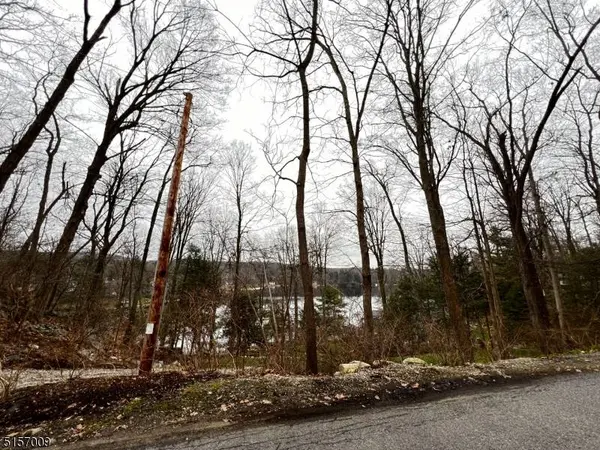 43 Hemlock Ave, Andover Twp., NJ 07860