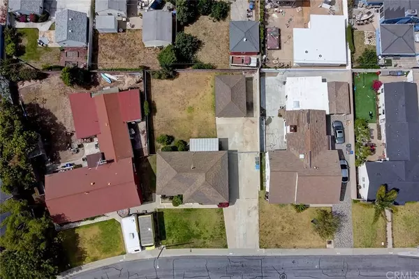 2405 Hawkins AVE, Redondo Beach, CA 90278