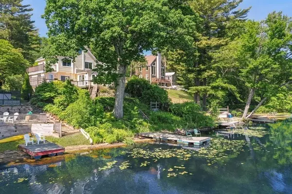 18 Taylor St, Georgetown, MA 01833