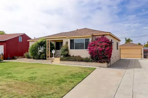 2405 Hawkins AVE, Redondo Beach, CA 90278