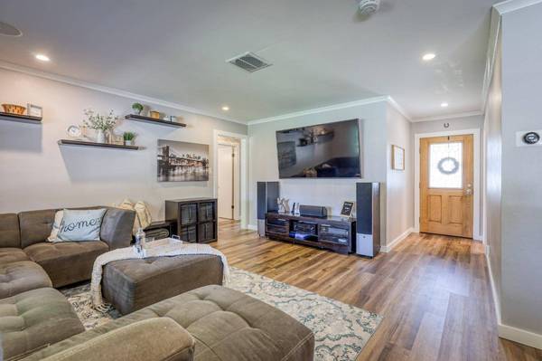6413 Friday CIR, North Highlands, CA 95660