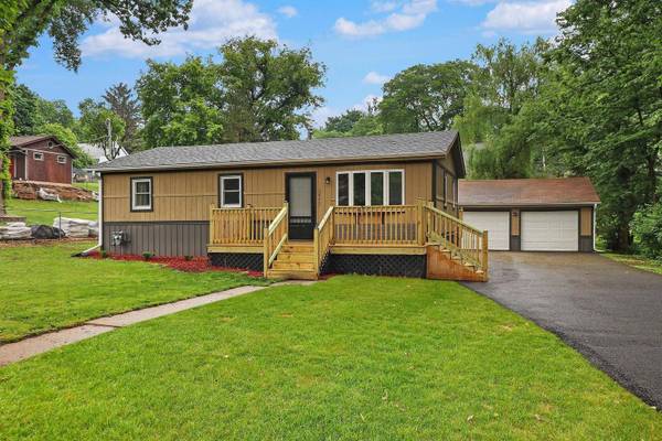 38207 N 3rd AVE, Spring Grove, IL 60081