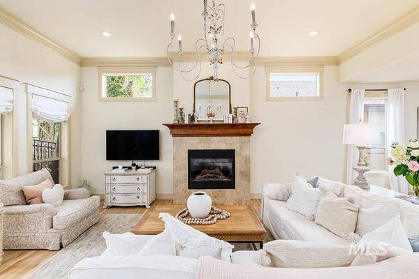 1572 W Par Ct, Eagle, ID 83616