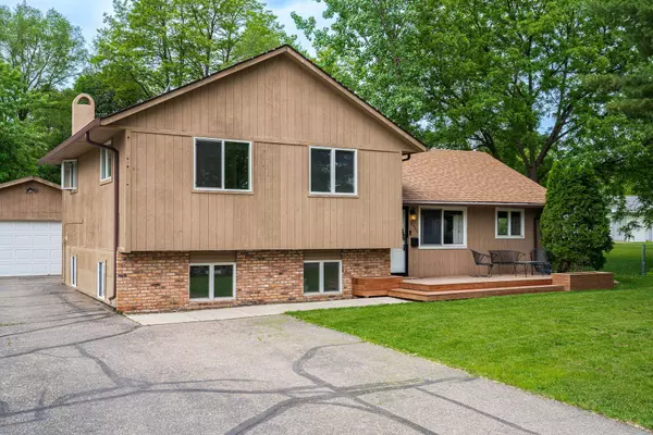 8530 15th AVE S, Bloomington, MN 55425