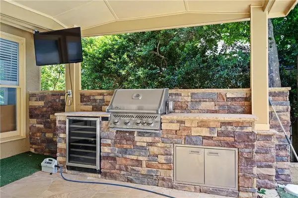 300 River Bluff Pkwy, Roswell, GA 30075