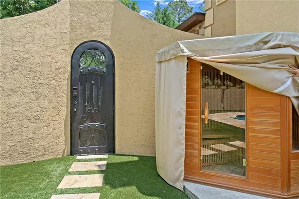 300 River Bluff Pkwy, Roswell, GA 30075