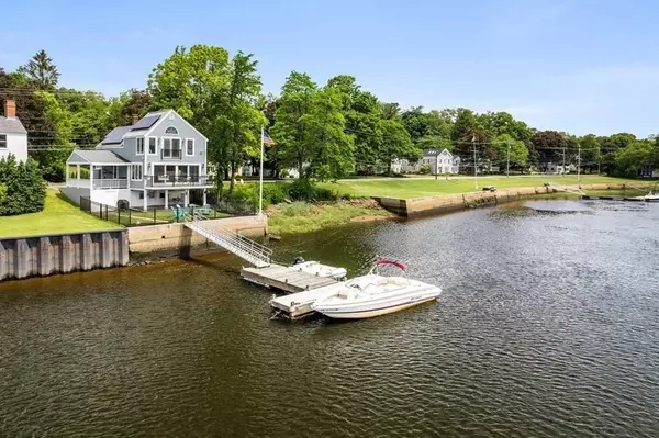 391 Main Street, Amesbury, MA 01913