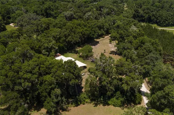 9215 SE COUNTY ROAD 2082, Gainesville, FL 32641