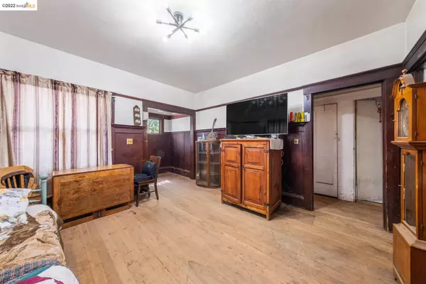 1717 5Th St, Alameda, CA 94501