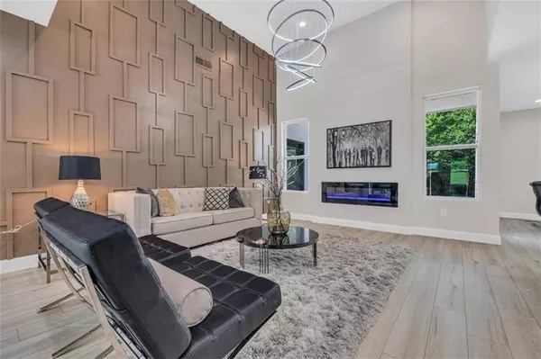 90 Mckown RD, Fayetteville, GA 30214