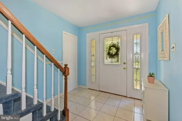 589 CLINTON CT, Mount Laurel, NJ 08054