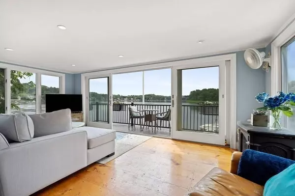 391 Main Street, Amesbury, MA 01913