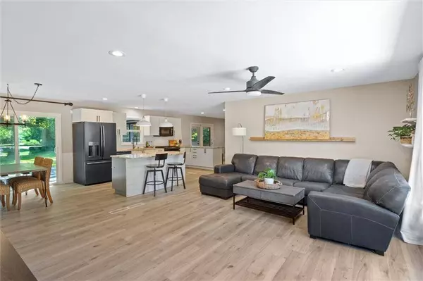 4401 Clover DR, Indianapolis, IN 46228