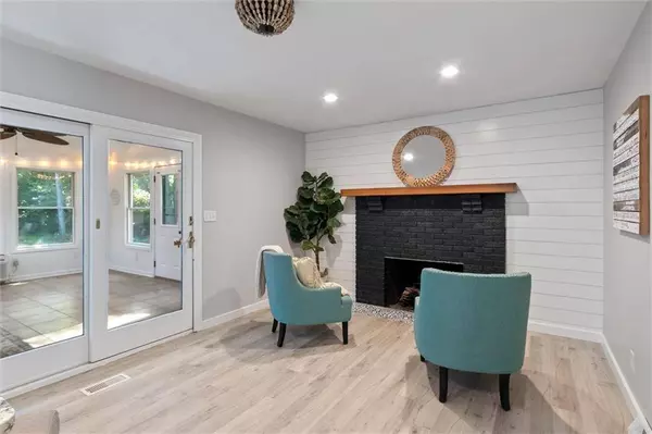 4401 Clover DR, Indianapolis, IN 46228