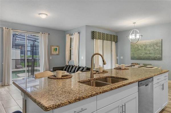 1554 PLUNKER DR, Champions Gate, FL 33896