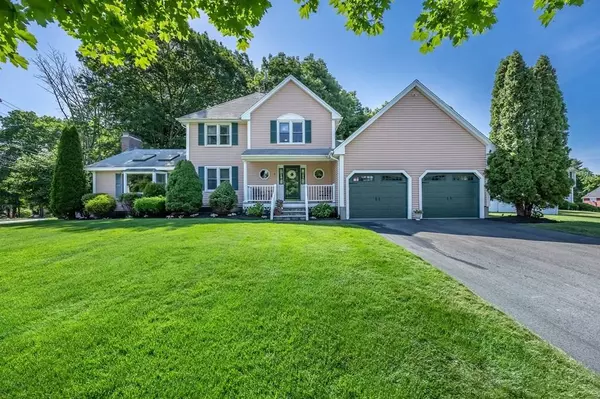 2 Pheasant Hill Ln, Methuen, MA 01844