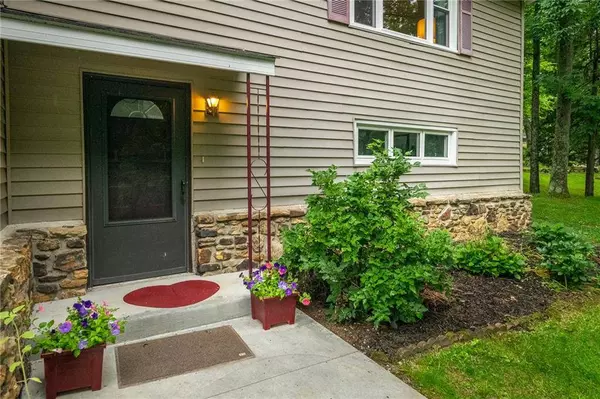 1820 W Valley View DR, Ellettsville, IN 47429