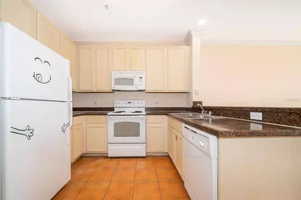 14200 AVALON RD #406, Winter Garden, FL 34787