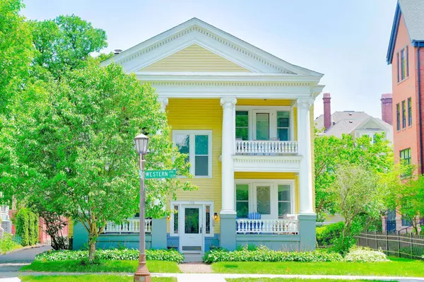 102 Western AVE N #2