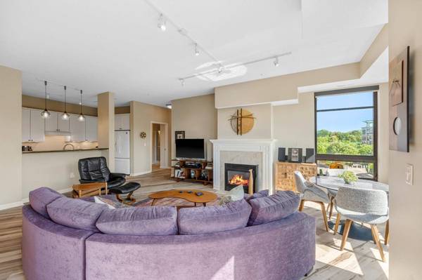 3709 Grand WAY #316, Saint Louis Park, MN 55416