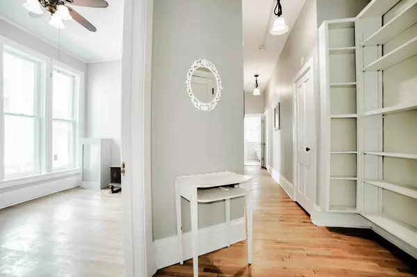 102 Western AVE N #2, Saint Paul, MN 55102